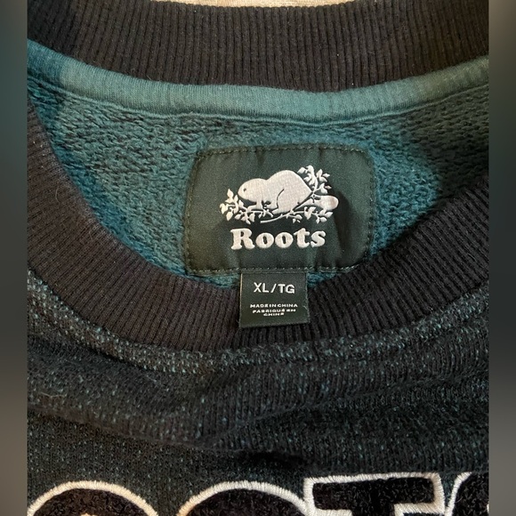 Rare Vintage Roots Outdoors Crewneck - Picture 4 of 5